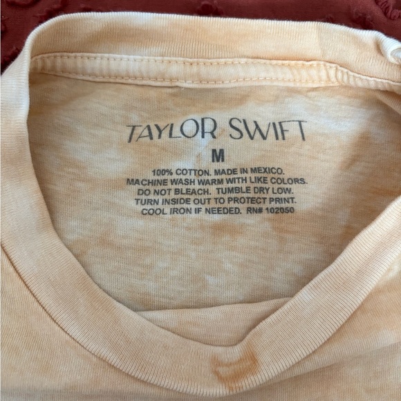 Taylor Swift FEARLESS (TV) Album Cover Tie Dye Long Sleeve Shirt - Picture 4 of 4